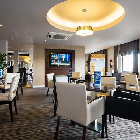 Holiday Inn Express Aberdeen - Bridge Of Don Екстер'єр фото