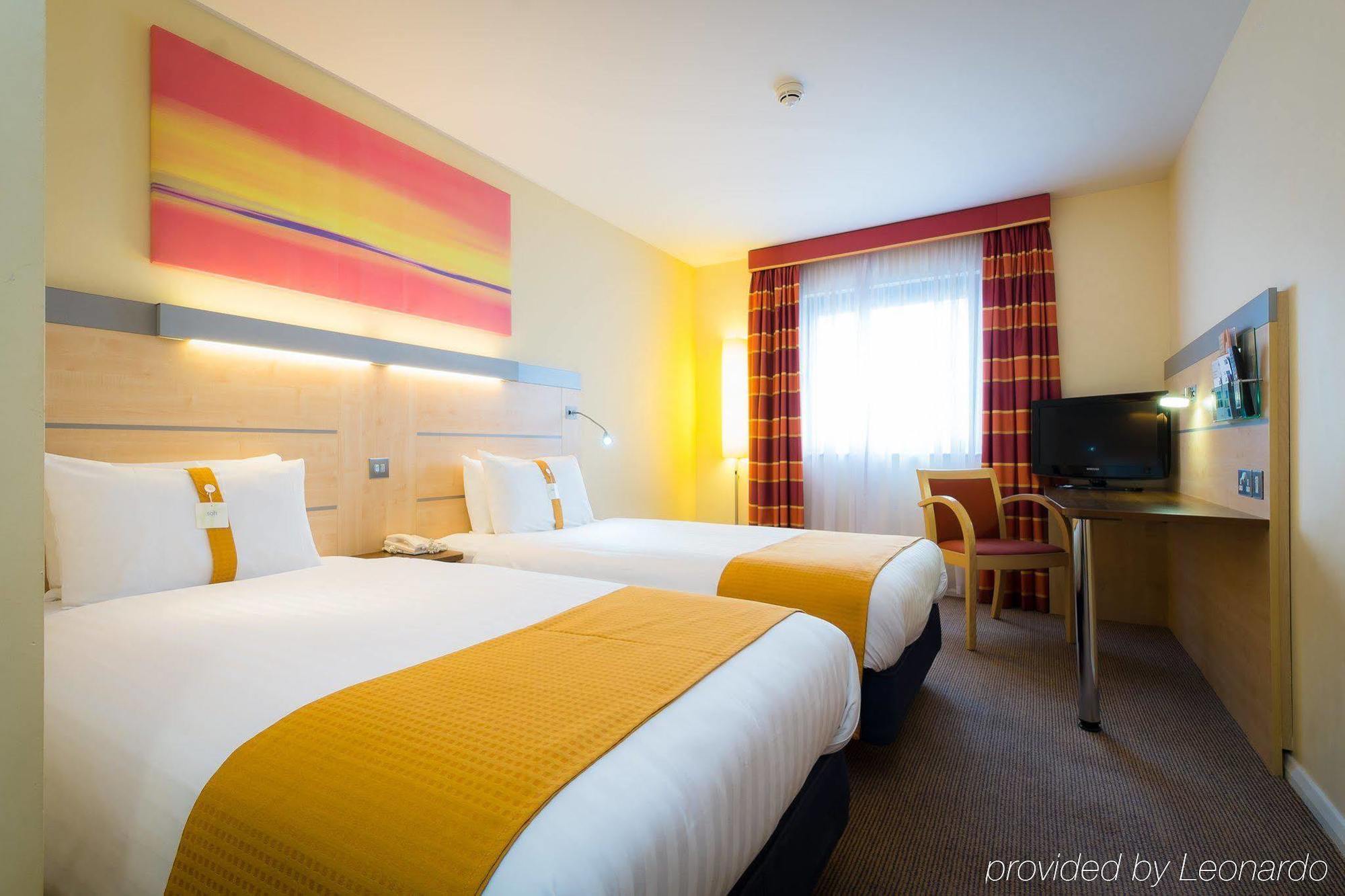 Holiday Inn Express Aberdeen - Bridge Of Don Екстер'єр фото
