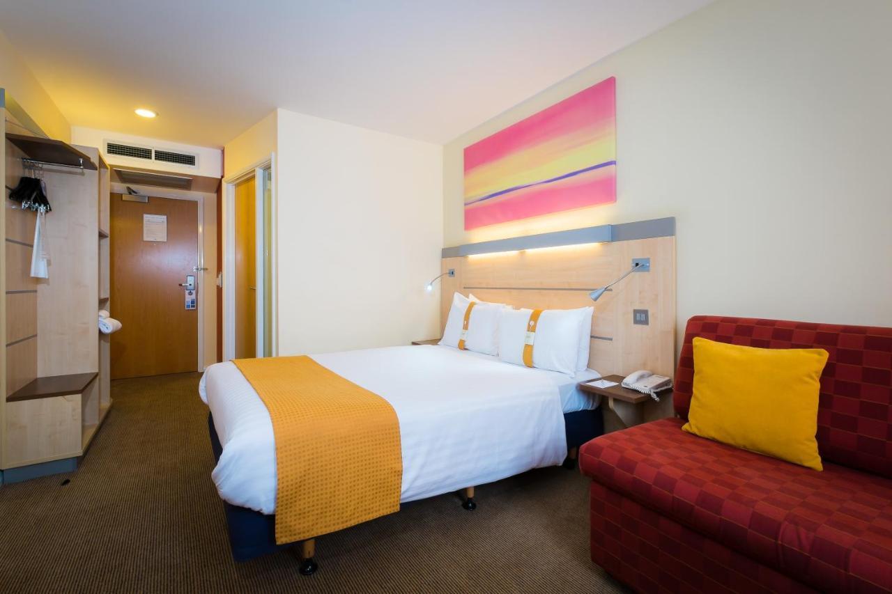 Holiday Inn Express Aberdeen - Bridge Of Don Екстер'єр фото