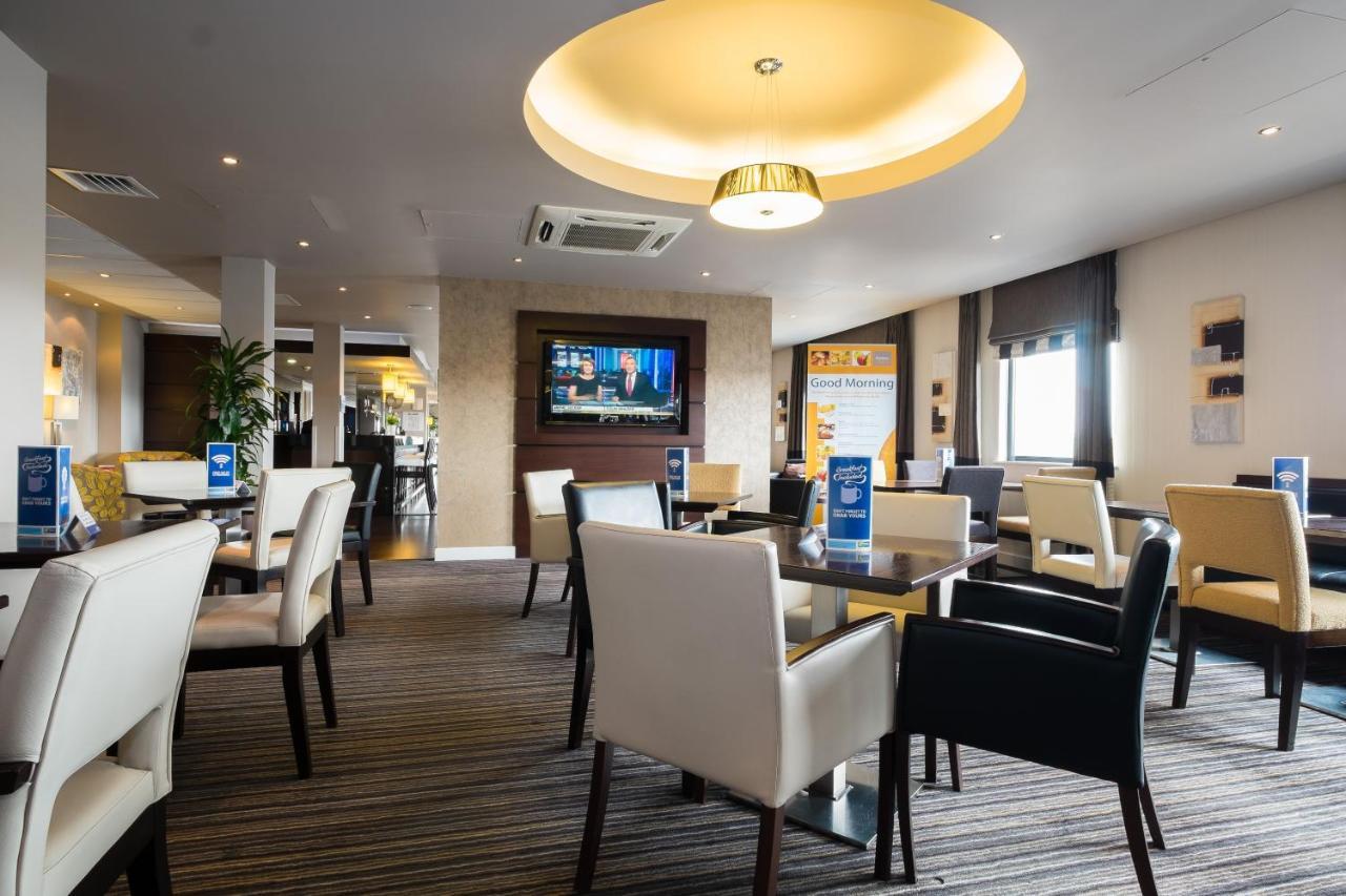 Holiday Inn Express Aberdeen - Bridge Of Don Екстер'єр фото